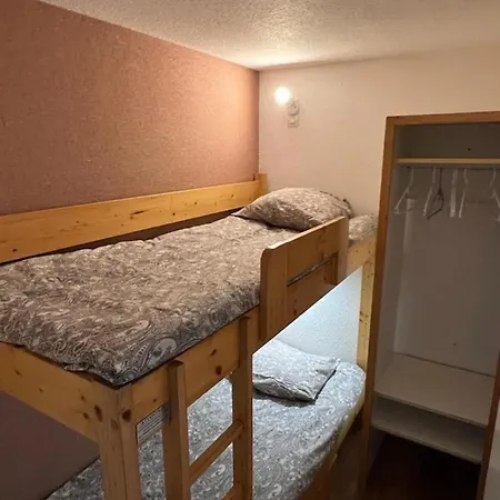 - Inout - 6 Beds Flat Arc-304 *