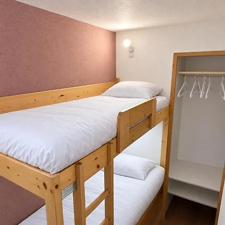 - Inout - 6 Beds Flat Arc-304